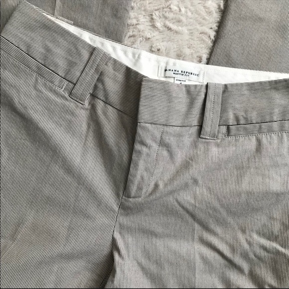 Banana Republic Wide Leg Pant - Picture 2 of 7